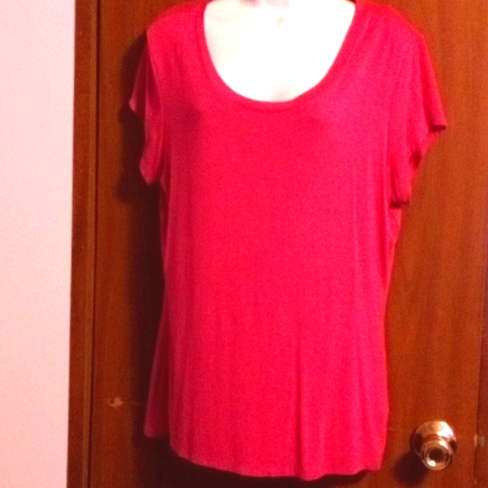 Jacqueline Smith T-shirt.  .